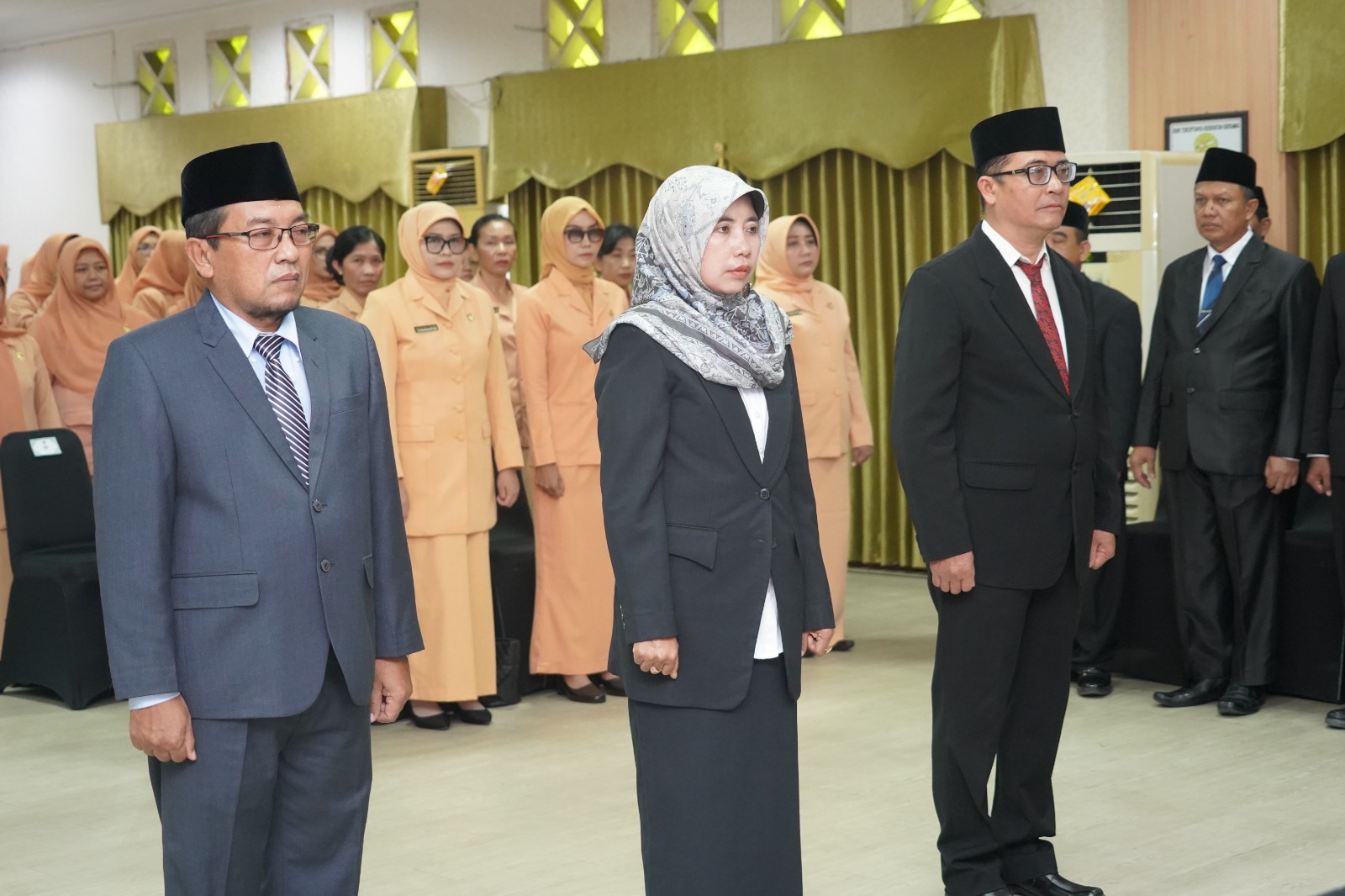 Saat pelantikan di aula Al Ikhlas Kanwil Kemenag Jatim